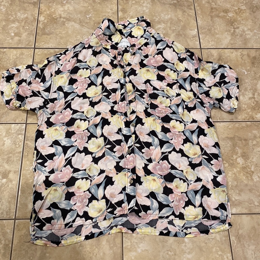 Blouse Button Top